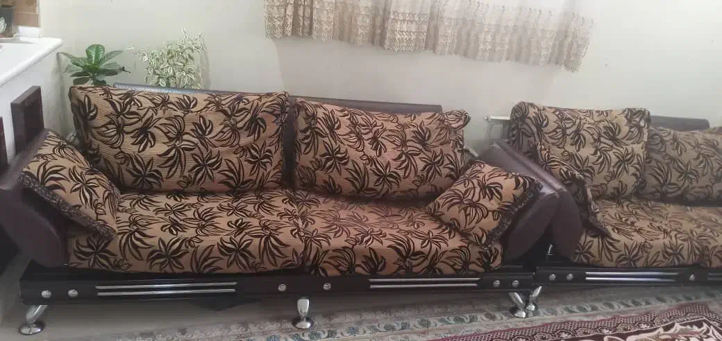 مبل راحتی 7 نفره|مبلمان خانگی و میز عسلی|اصفهان, جوزدان الیادران|دیوار