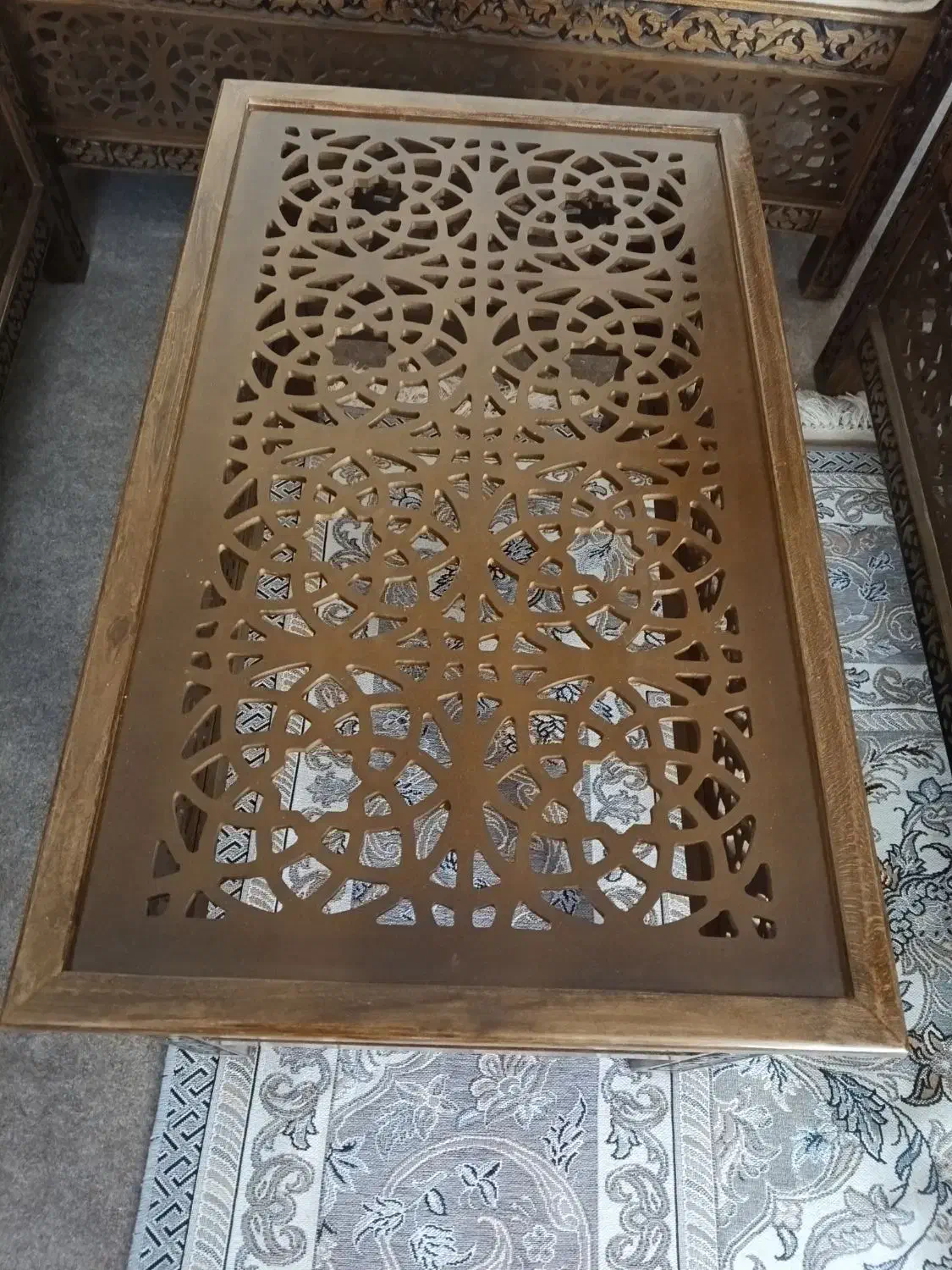 مبلمان سنتی شاهنشین|مبلمان خانگی و میز عسلی|شاهین‌شهر, فردوسی|دیوار