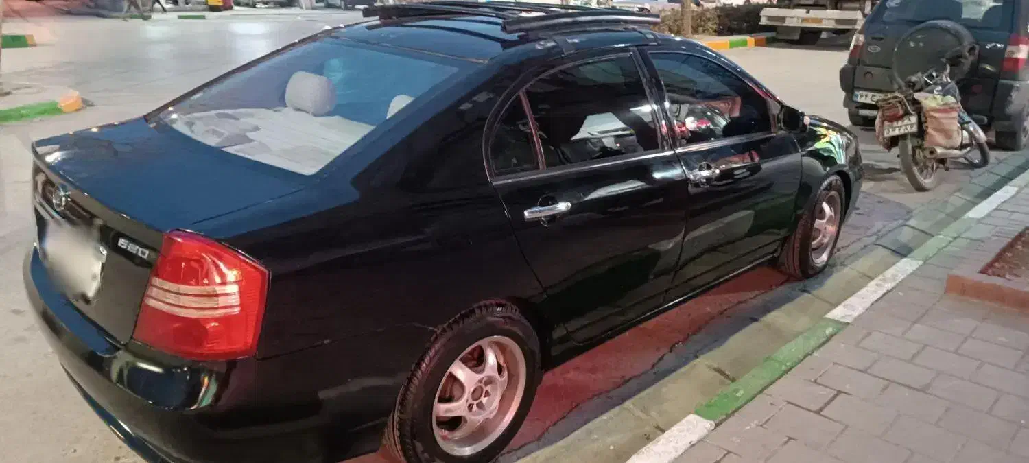 لیفان ۶۲۰|خودرو سواری و وانت|مشهد, بهمن|دیوار