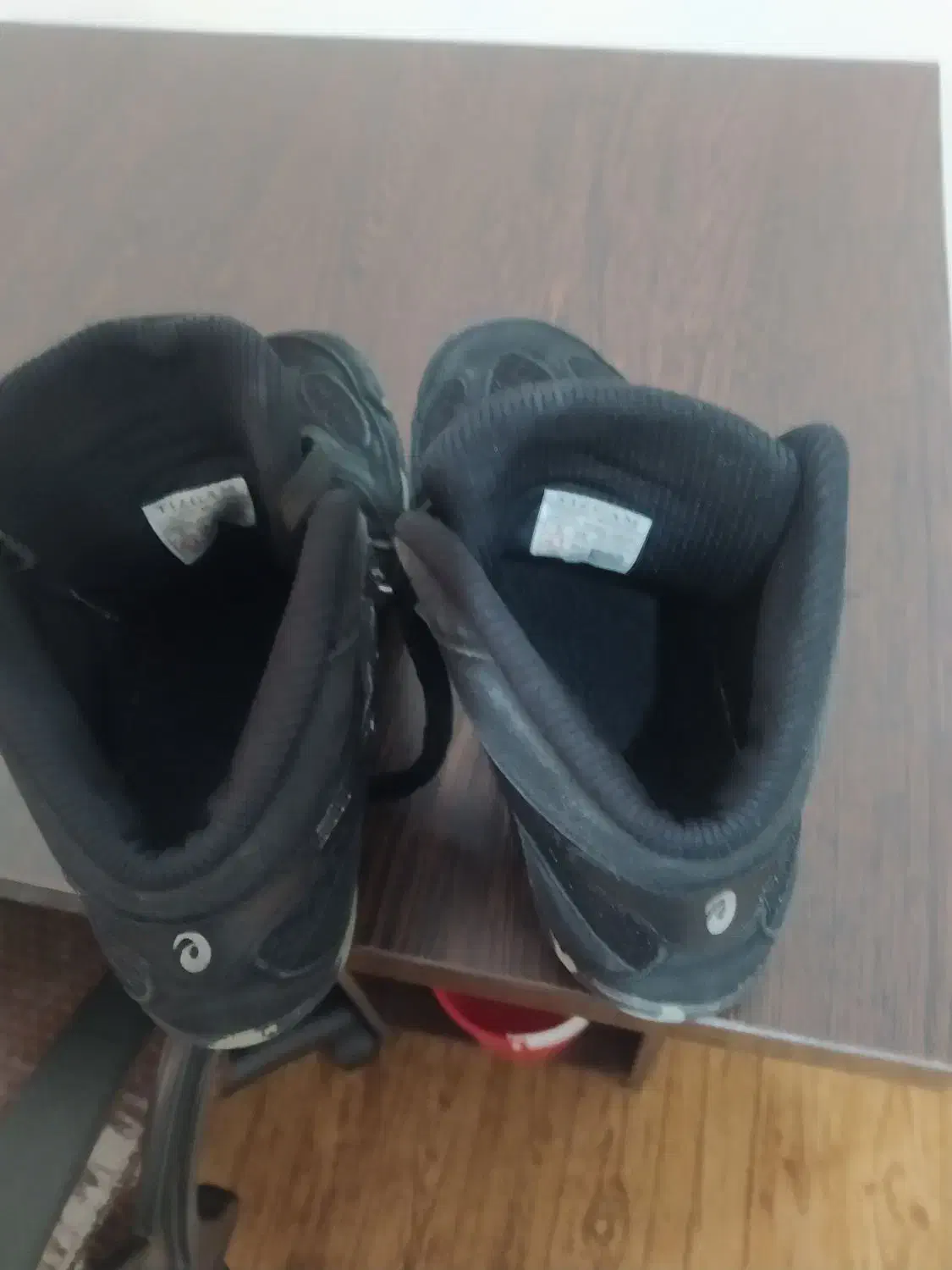 کتانی کشتی سایز ۴۱|کیف، کفش، کمربند|بشاریات, |دیوار