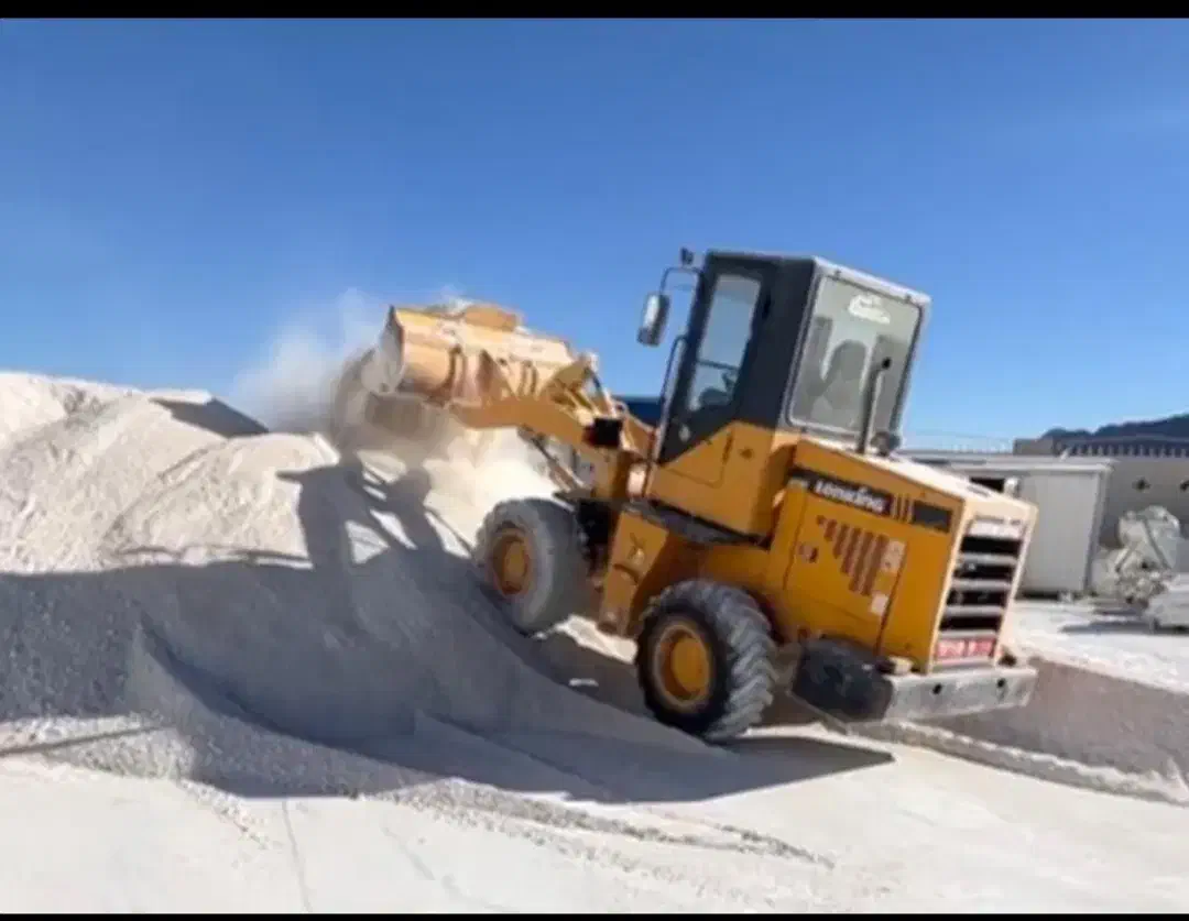 خاک شن مل ریگ ماسه تو پری با کمپرسی و لودر|خدمات حمل و نقل|زابل, |دیوار