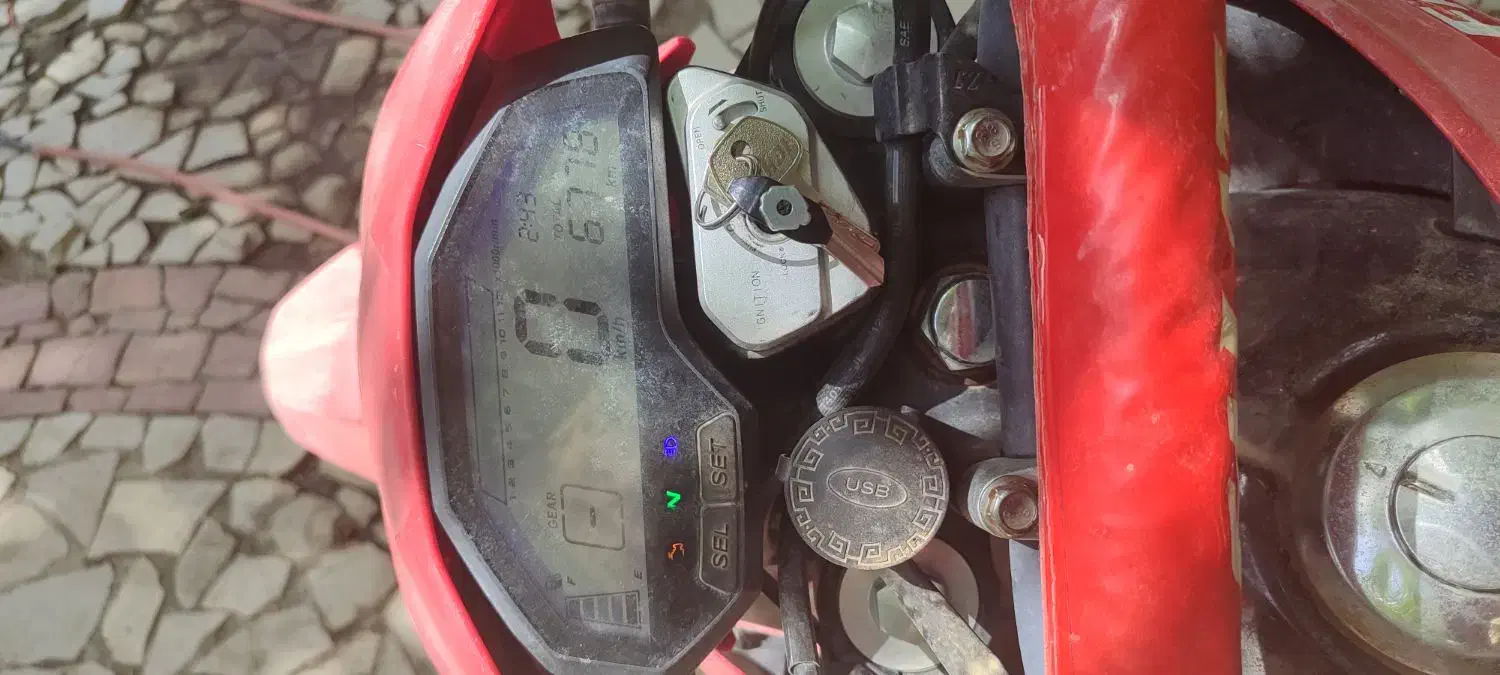 موتور فروشی فلات ۲۰۰ سی سی|موتورسیکلت|کرمانشاه, |دیوار