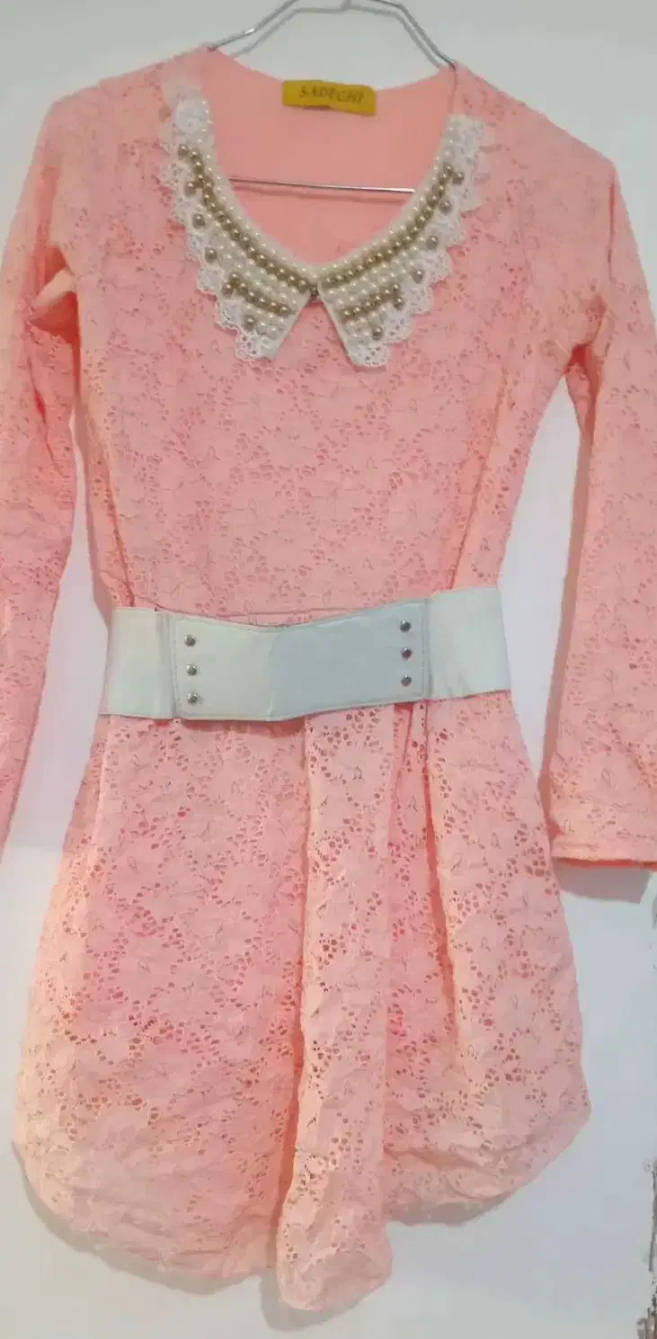 لباس مجلسی|لباس|گرمی, |دیوار