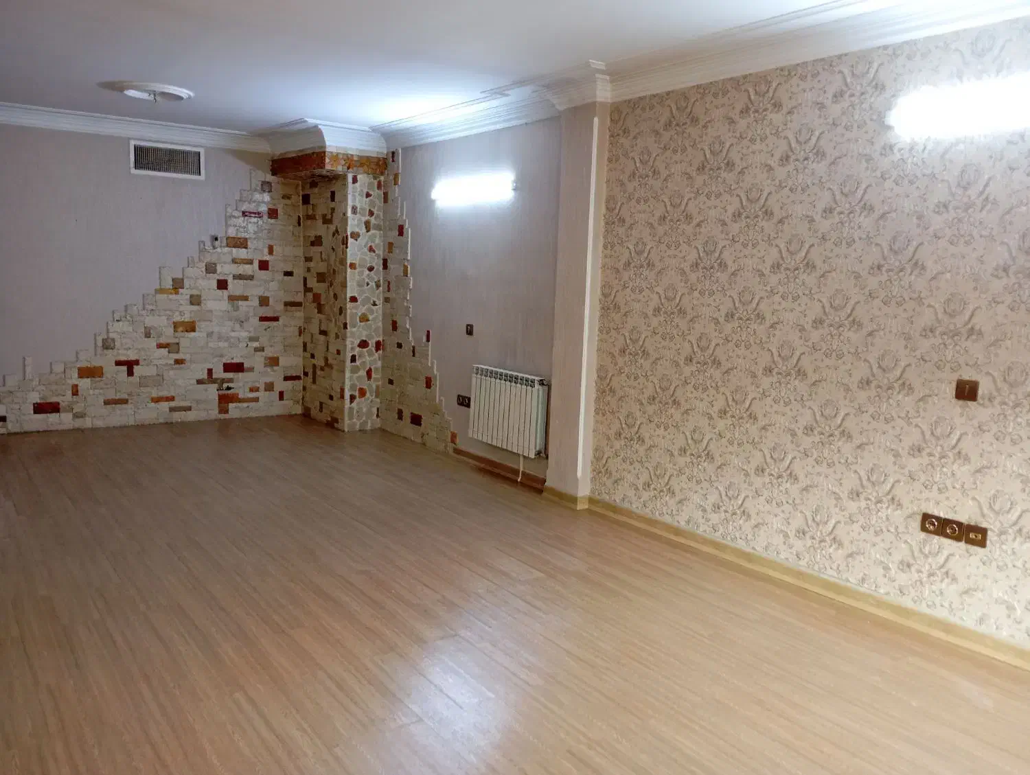 اختیاریه        ۱۲۰ متر        نقشه بی نقص