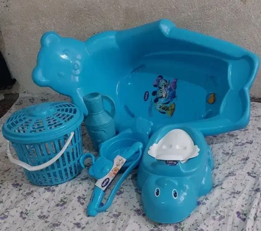 سرویس وان حمام بچه نو|اسباب و اثاث بچه|ماهدشت, |دیوار