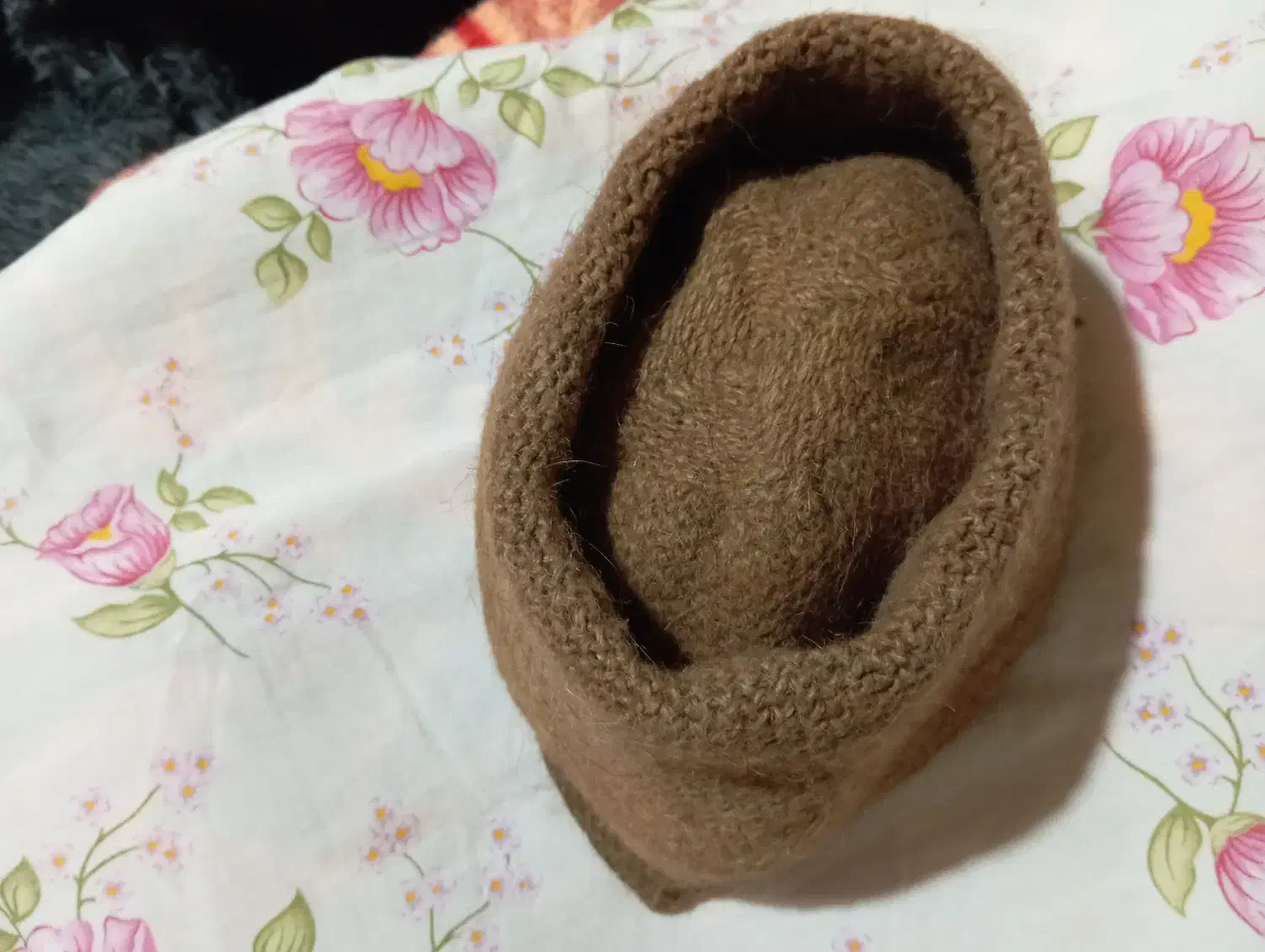 کلاه پشم شتر دست باف|لباس|کوهبنان, |دیوار