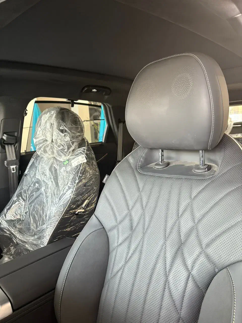 لوکانو ال ۸ خاکستری مدل ۱۴۰۴|خودرو سواری و وانت|شیراز, فرهنگ شهر|دیوار