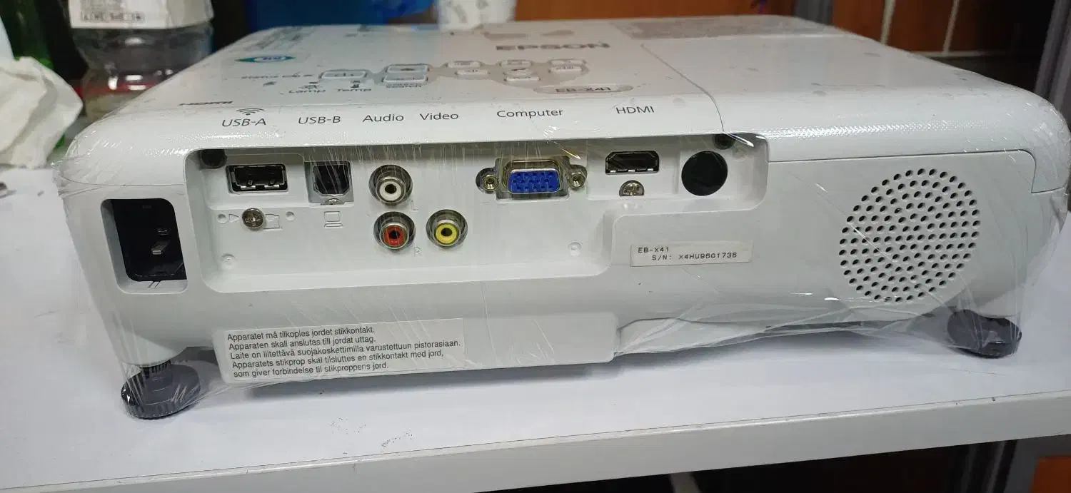 ویدیوپروژکتور  نمایشگاهی درحدنو|تلویزیون و پروژکتور|شهریار, شهریار|دیوار