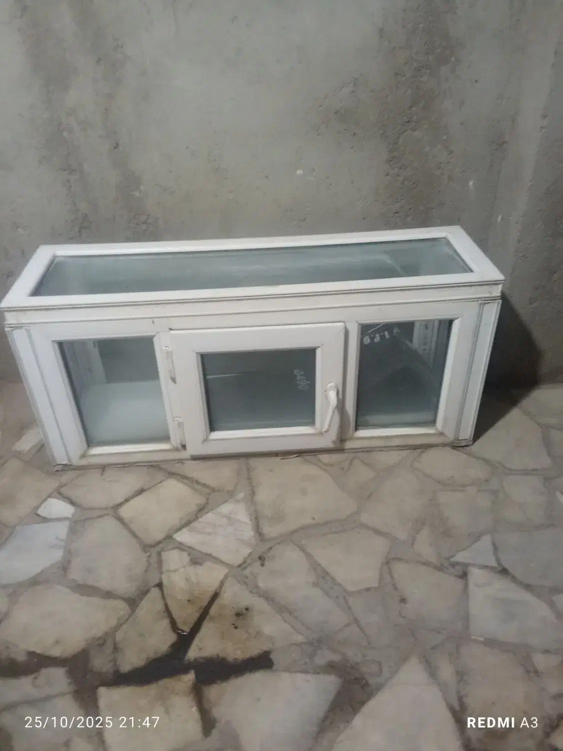 ویترین،سیگارفروشی|بوفه، ویترین، کنسول|قروه, |دیوار