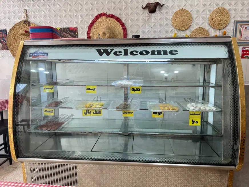 یخچال ویترینی قوی در حد نو|کافی‌شاپ و رستوران|رشت, گلسار|دیوار