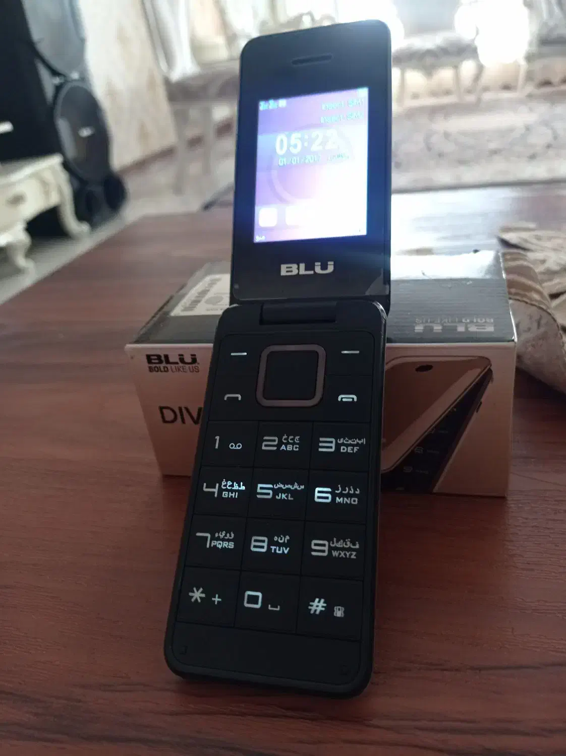 گوشی تاشو نو blu|موبایل|زنجان, |دیوار