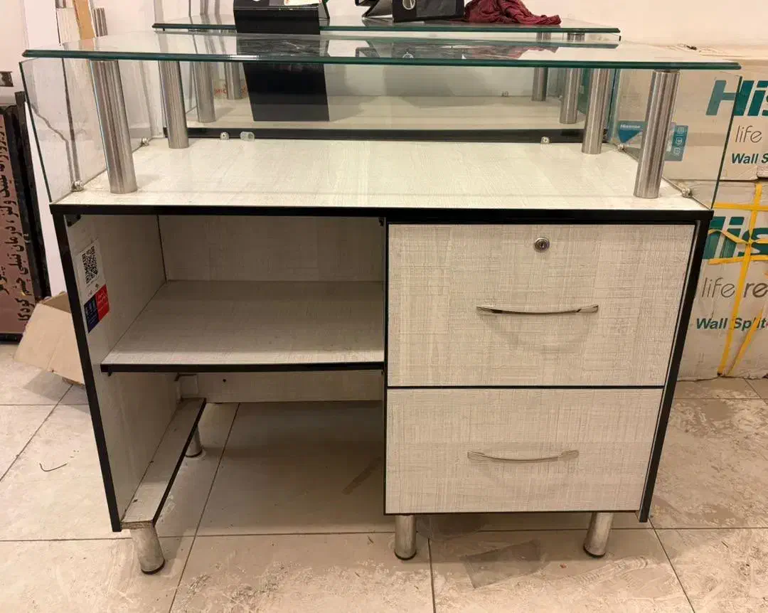 ویترین مغازه و کمد دفتر کار|فروشگاه و مغازه|محمدیه-قزوین, |دیوار