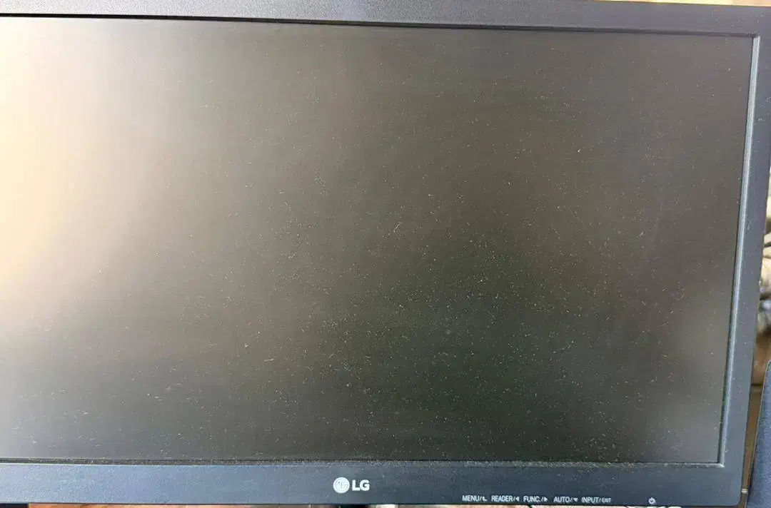 فروش مانیتور 19 اینچ ال جی|قطعات و لوازم جانبی رایانه|کیش, |دیوار