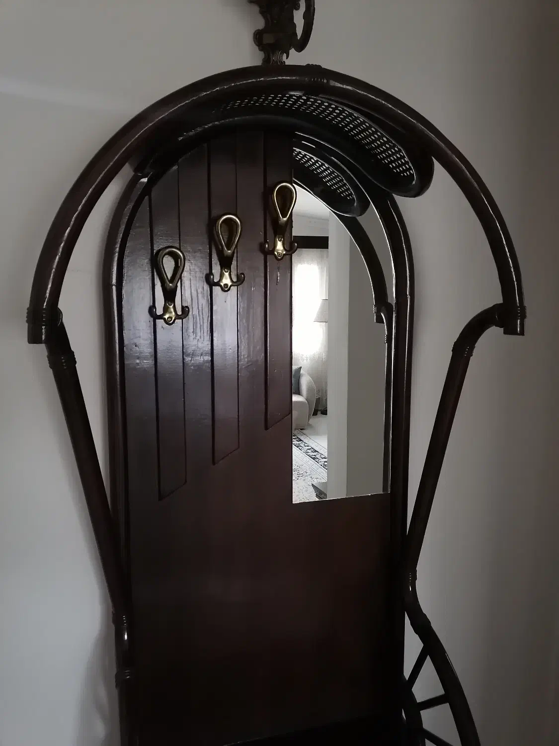 جاکفشی تمام چوب|جاکفشی، کمد، دراور|چالوس, |دیوار