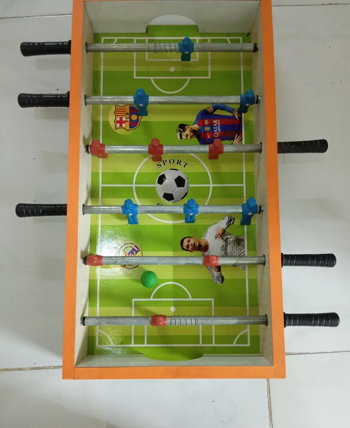 فوتبال دستی|اسباب‌‌بازی|اندیشه, اندیشه فاز ۱|دیوار