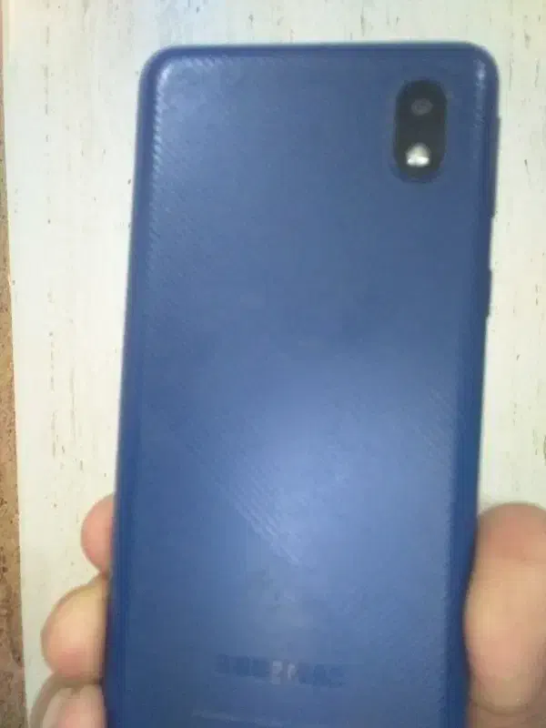 یک عددگوشی پیداشده داخل تاکسی|اشیا|زابل, |دیوار