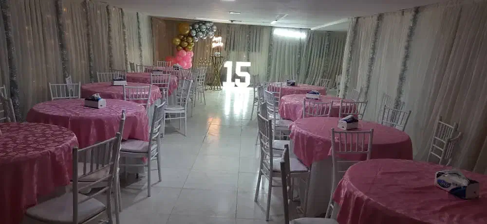 تولد، نامزدی، عقد،دورهمی خانوادگی  قیمت مناسب|اجارهٔ کوتاه‌مدت ویلا و باغ|شهریار, کردزار|دیوار