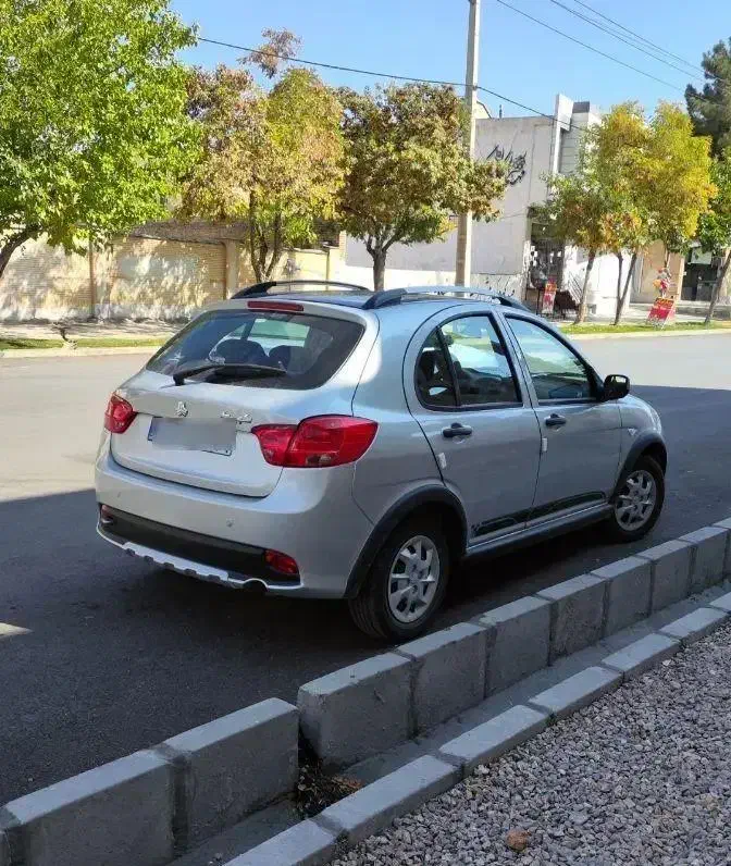 کوییک R. مدل 8/402.|خودرو سواری و وانت|شهرکرد, |دیوار