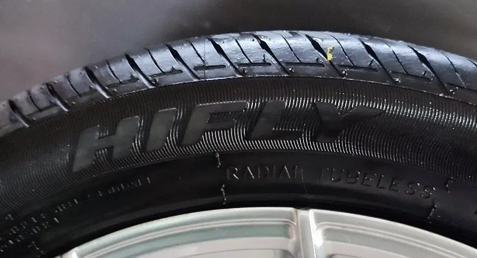 رینگ شاخ گوزنی BBS 16 با لاستیک پهن برند HIFLY|قطعات یدکی و لوازم جانبی|مشهد, شاهد (شهرک غرب)|دیوار