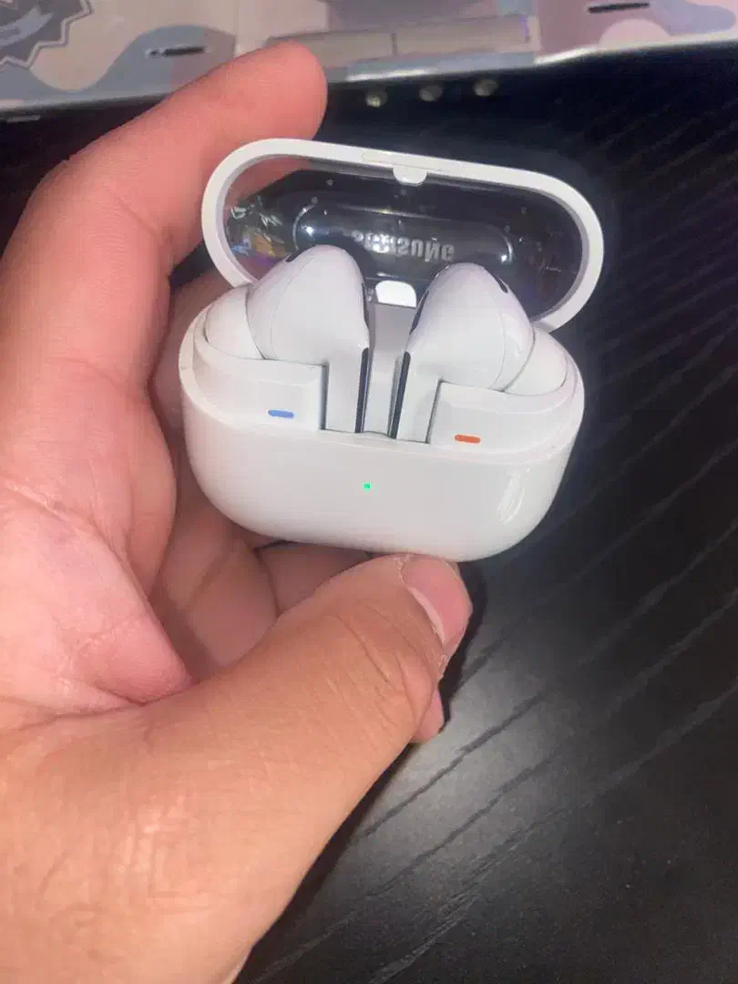 سامسونگ گلکسی بادز پرو ۳|لوازم جانبی موبایل و تبلت|تهران, صادقیه|دیوار