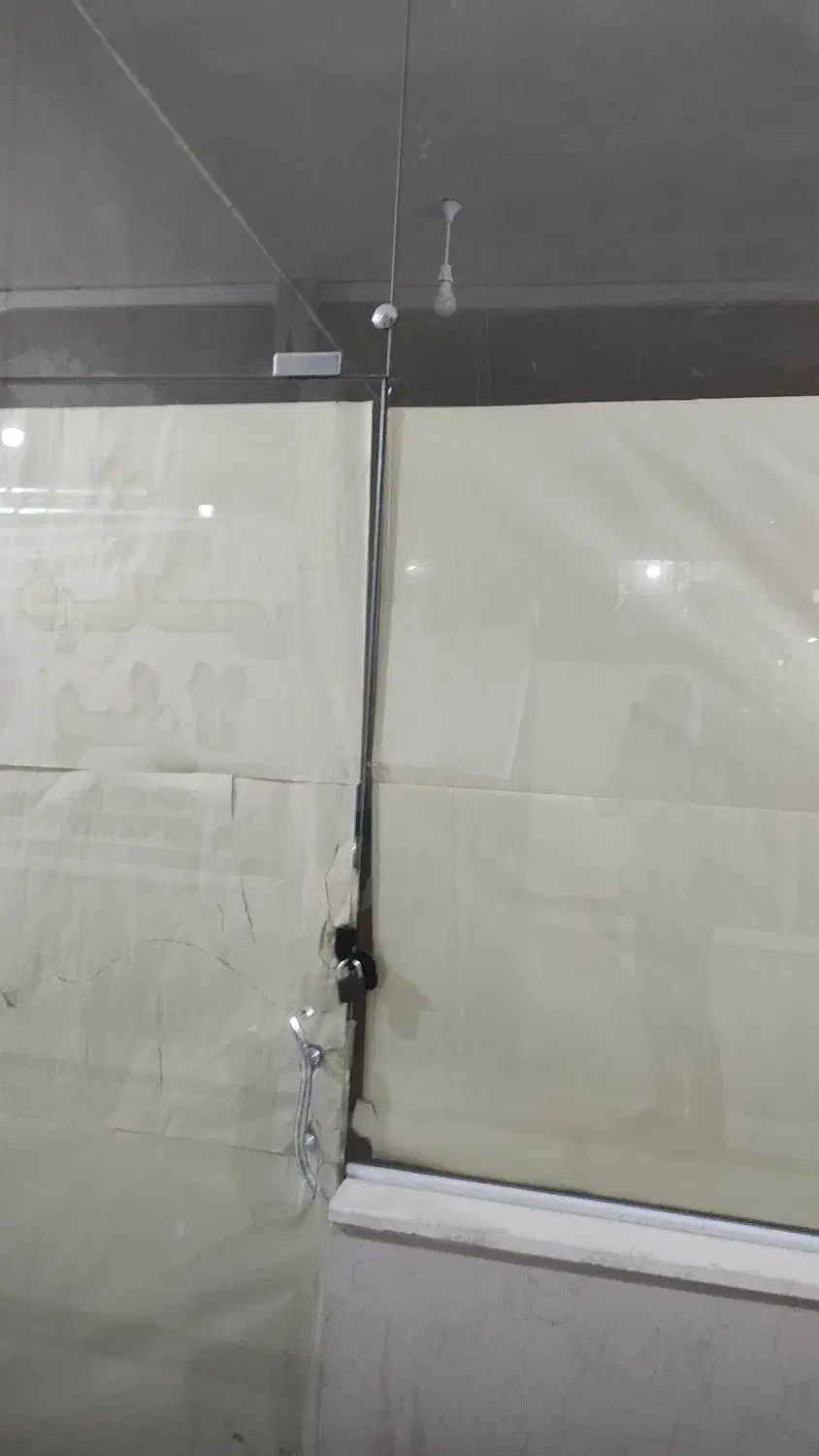 رهن و اجاره مغازه چهل متری در محله سی۱|اجارهٔ مغازه و غرفه|فولادشهر, C1|دیوار