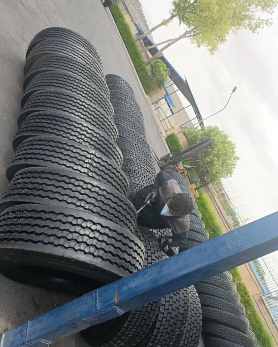 مناسب هر خودرو لاستیک نو وروکش تبریز|قطعات یدکی و لوازم جانبی|همدان, |دیوار