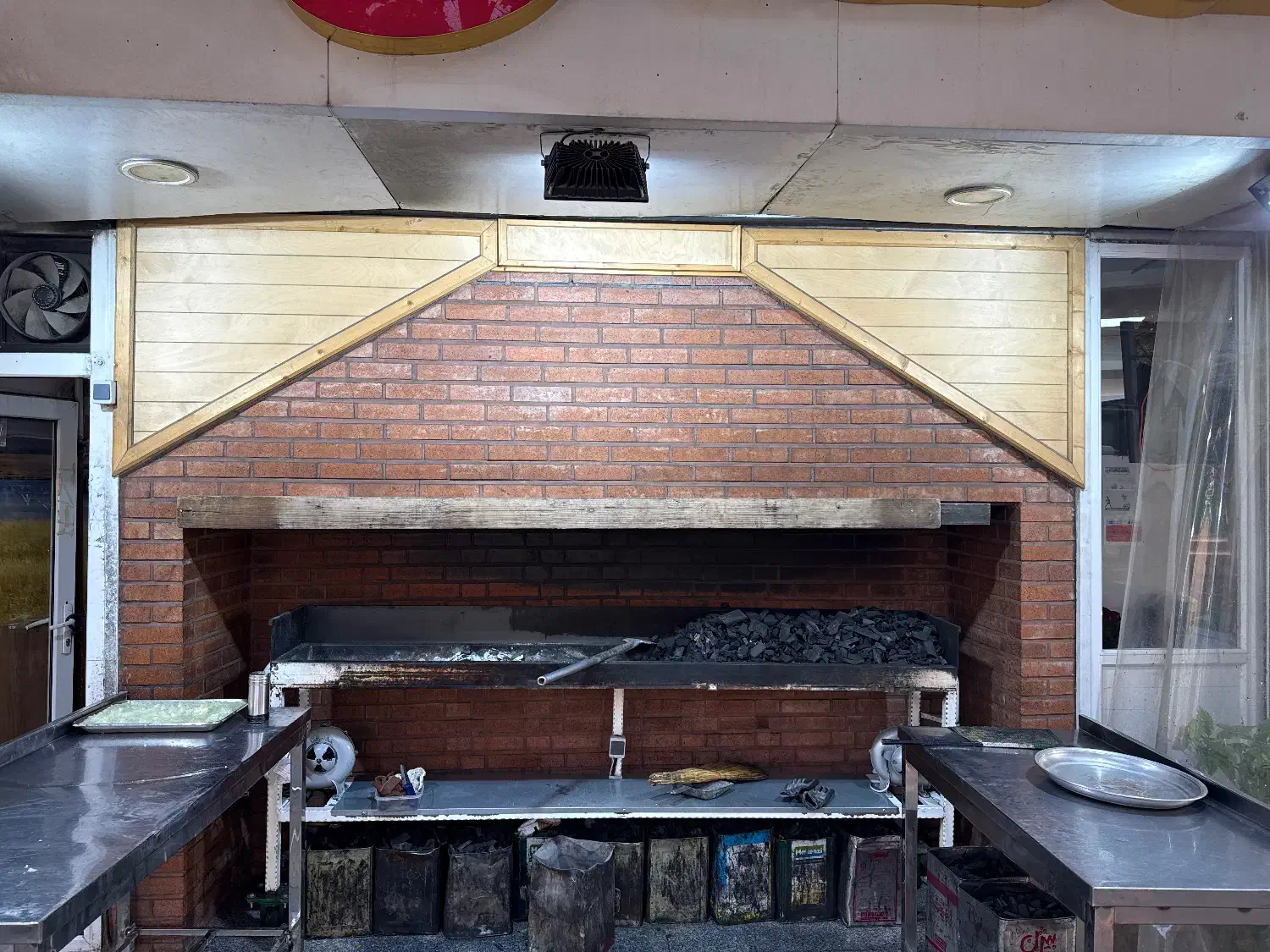 جگرکی|استخدام خدمات فروشگاه و رستوران|لواسان, |دیوار