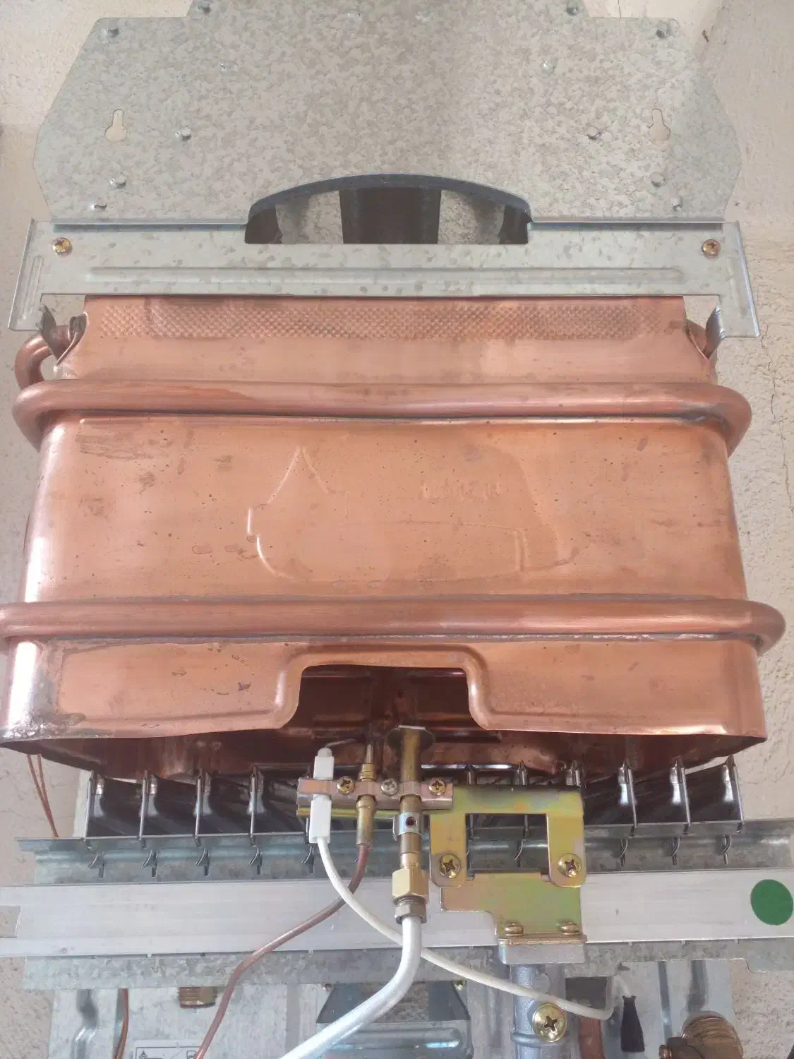 آبگرمکن بوتان۳۱۱۵ صفر صفر|آبگرمکن، پکیج، شوفاژ|رشت, شهرک شهید مفتح|دیوار