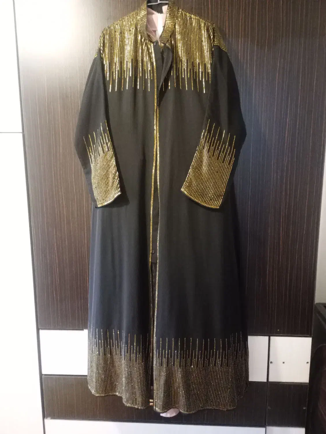 مانتو عربی، کرپ ناز، کار شده.|لباس|سنگر, |دیوار