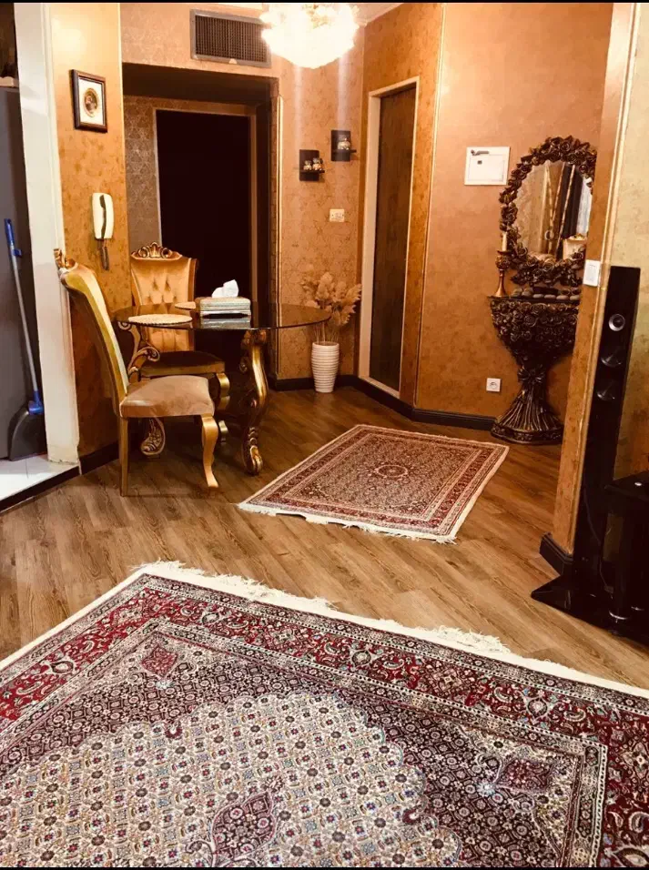 فروش مبل و میز ناهار خوری دست دوم|مبلمان خانگی و میز عسلی|مشهد, ارشاد|دیوار