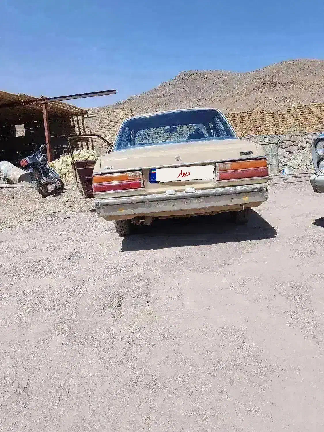تویوتا کرونا ۱۹۷۹کولردار|خودرو کلاسیک|قزوین, |دیوار