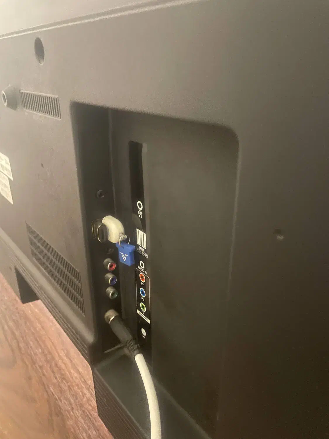 تلویزیون49 xvision|تلویزیون و پروژکتور|نیشابور, شهرک فیروزه|دیوار