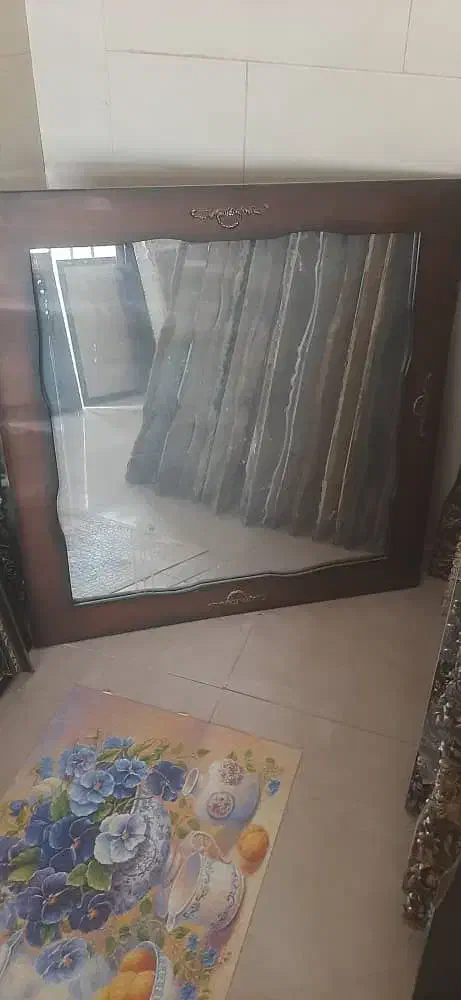 یک عدد اینه قابدار نو به همراه یک عدد قاب نو|آینه|قزوین, |دیوار