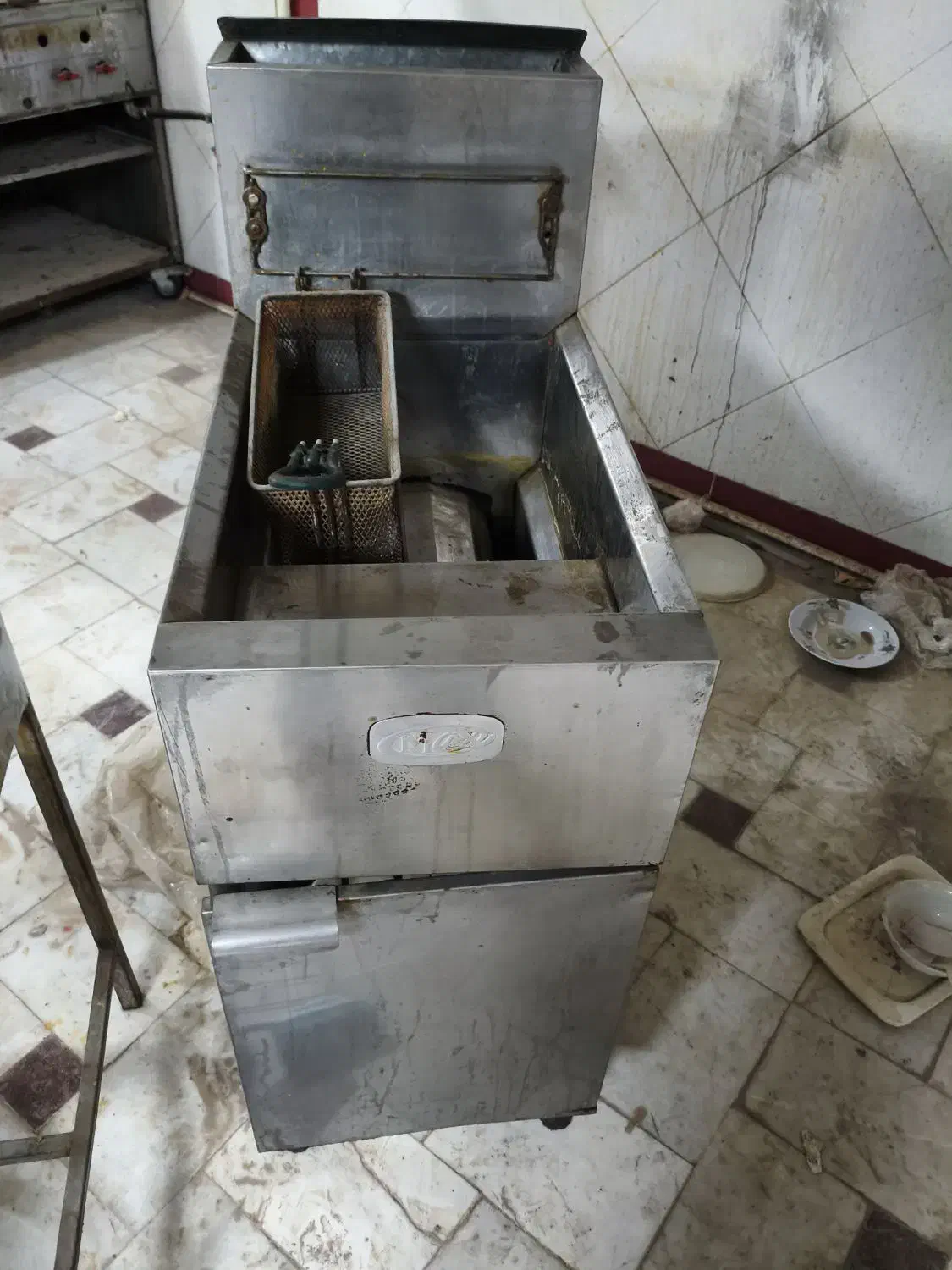 وسایل فست فودی و فر دیزی|کافیشاپ و رستوران|اشکذر, |دیوار