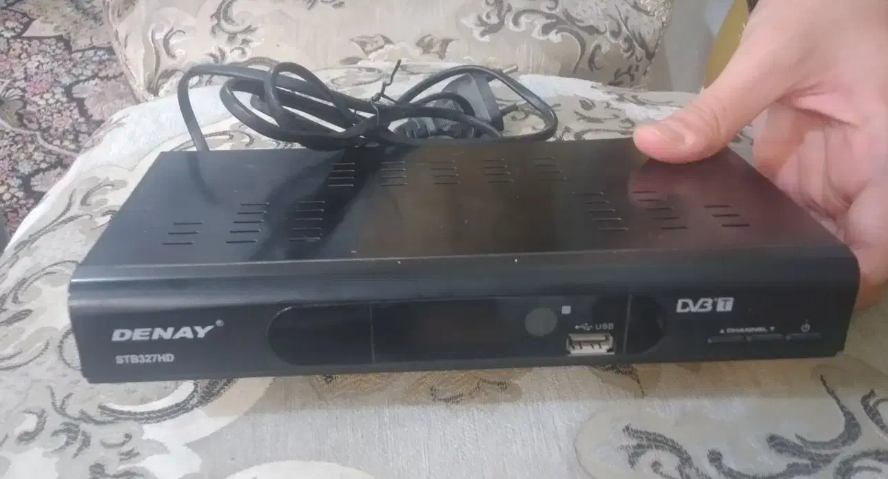 گیرنده دیجیتال تلویزیون|تلویزیون و پروژکتور|ری, شهرک نظامی|دیوار