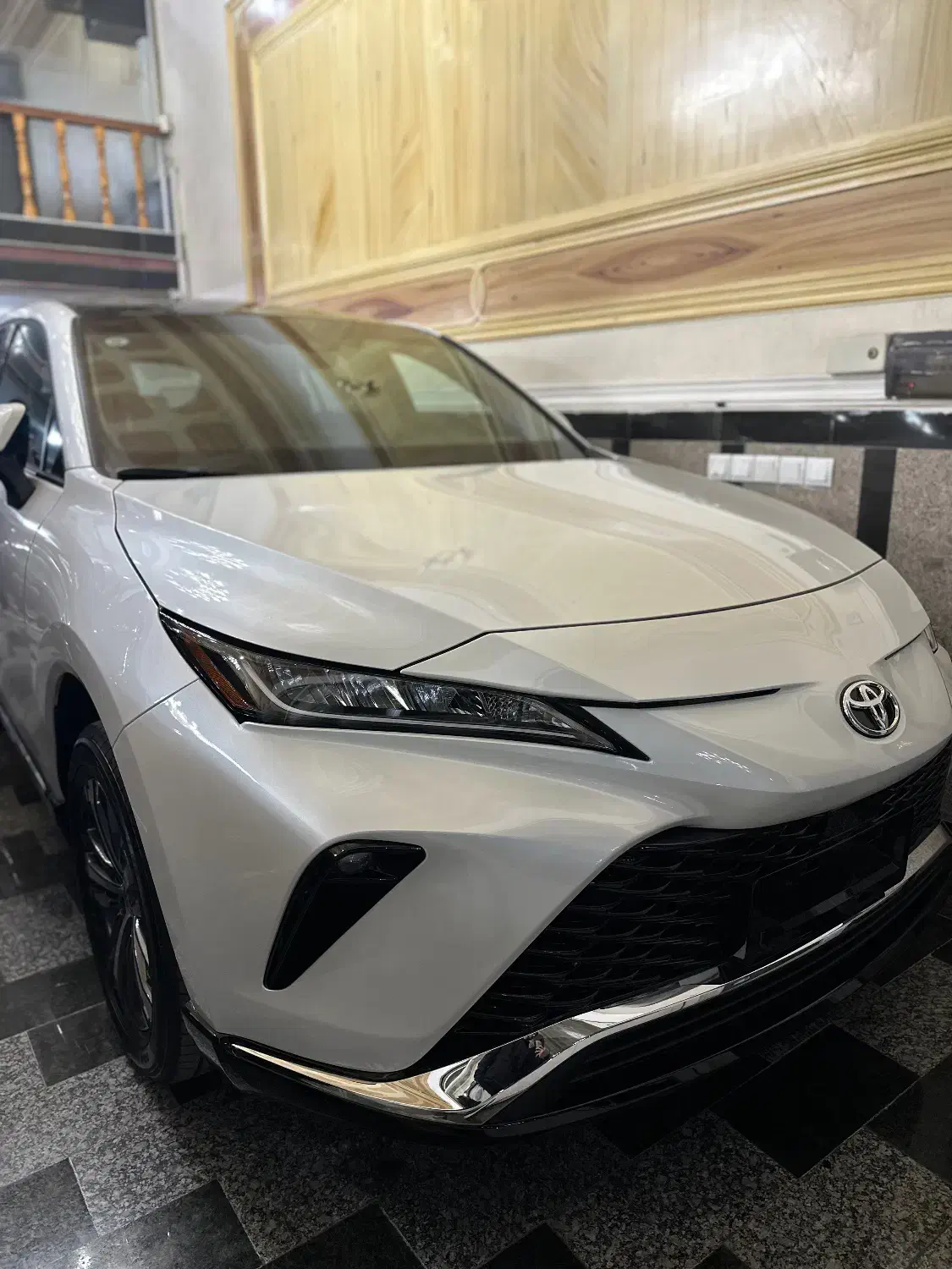 تویوتا ونزا نیمه فول|خودرو سواری و وانت|ارومیه, |دیوار