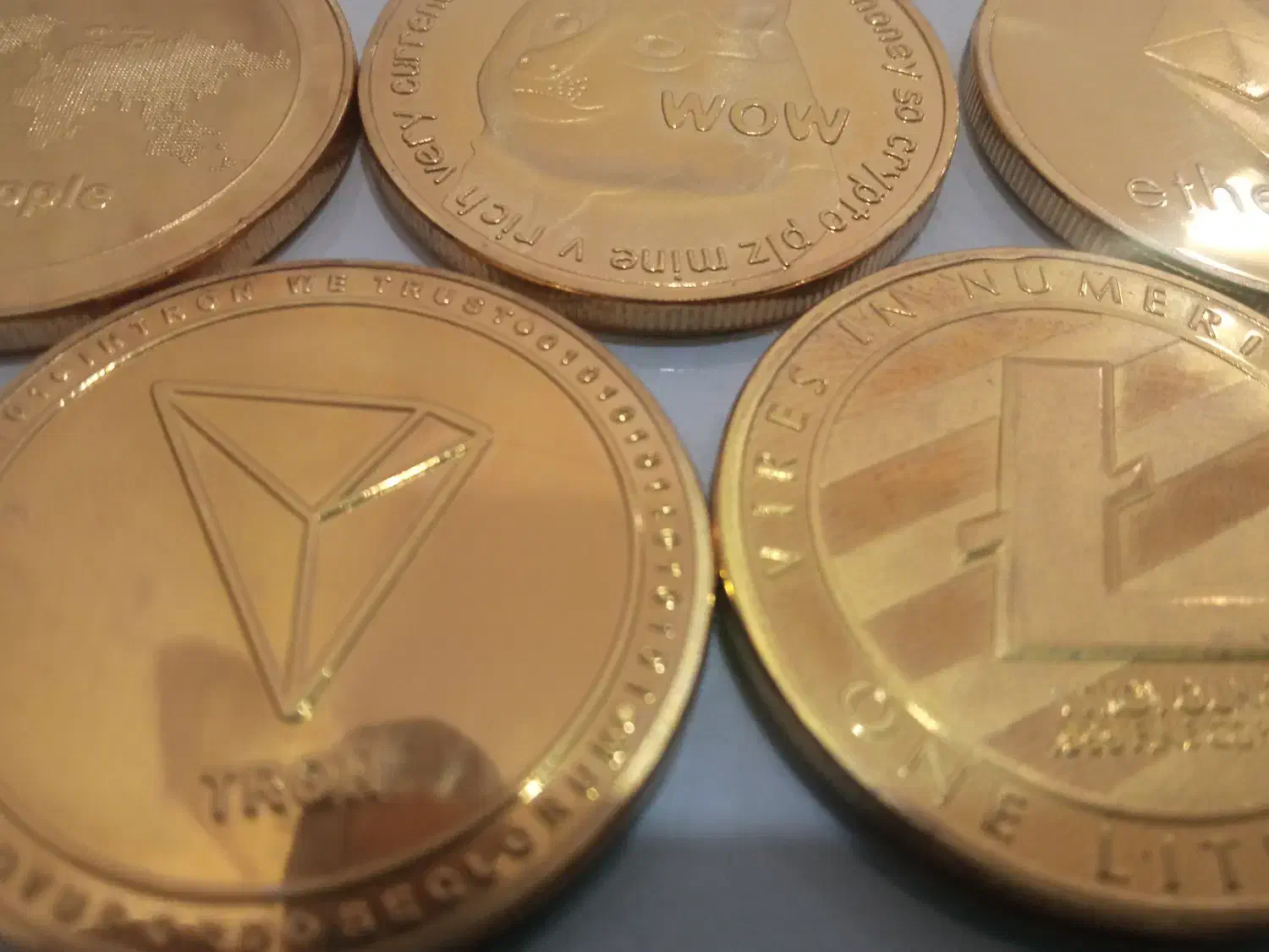 بیت کوئین و دیگر ارزها|کلکسیون سکه، تمبر، اسکناس|الیگودرز, |دیوار