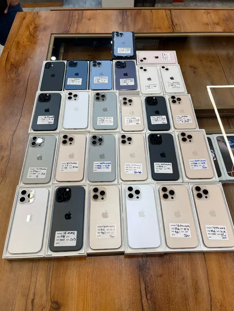 iphone 16 pro max 256 GB ZA/A 256 GB  ریجستر شده|موبایل|شیراز, قدوسی غربی|دیوار
