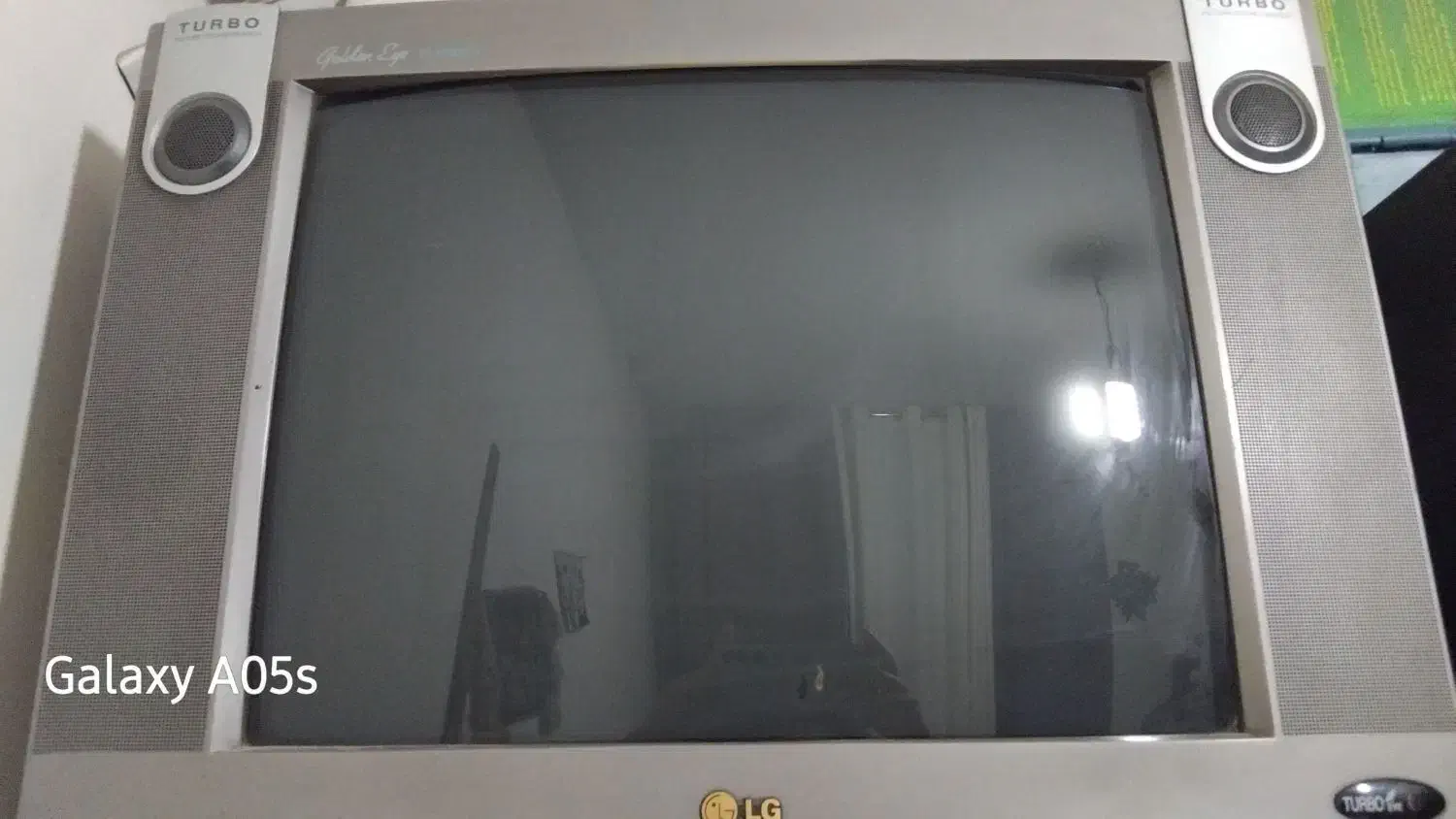 تلوزیون قدیمی|تلویزیون و پروژکتور|اسلام‌شهر, شهرک قائمیه|دیوار