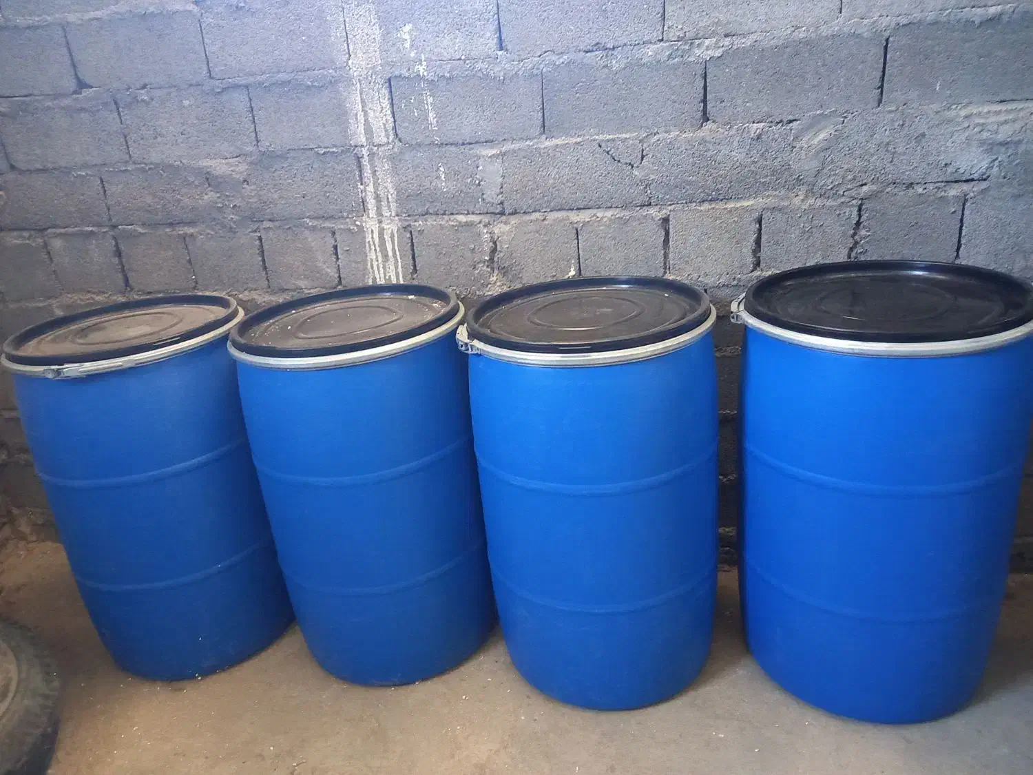 بشکه پلاستیکی|ظروف نگهدارنده، پلاستیکی، یکبارمصرف|دورود, |دیوار