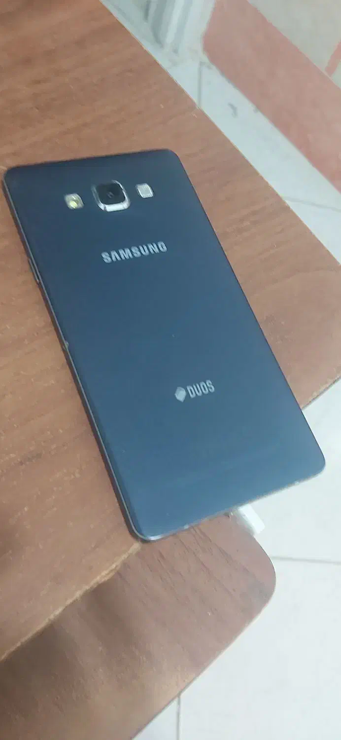 گوشی a7|موبایل|قم, چهل درخت‎|دیوار