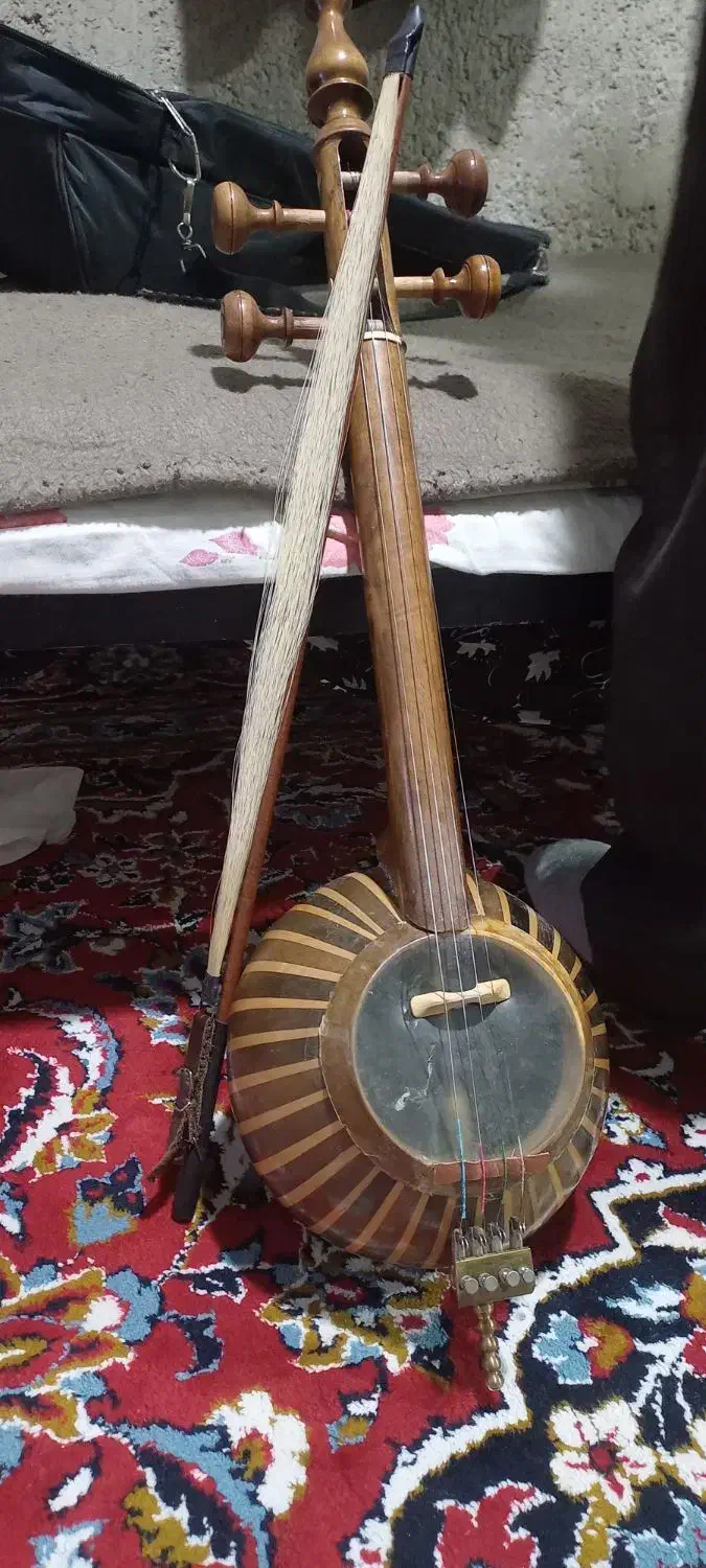 کمانچه نریمان|سازهای سنتی|داراب, |دیوار