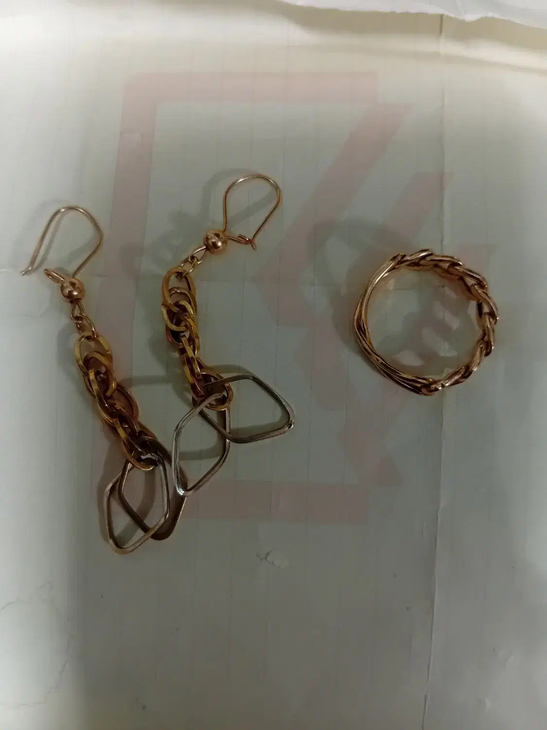 حدود 4گرم|جواهرات|اراک, |دیوار