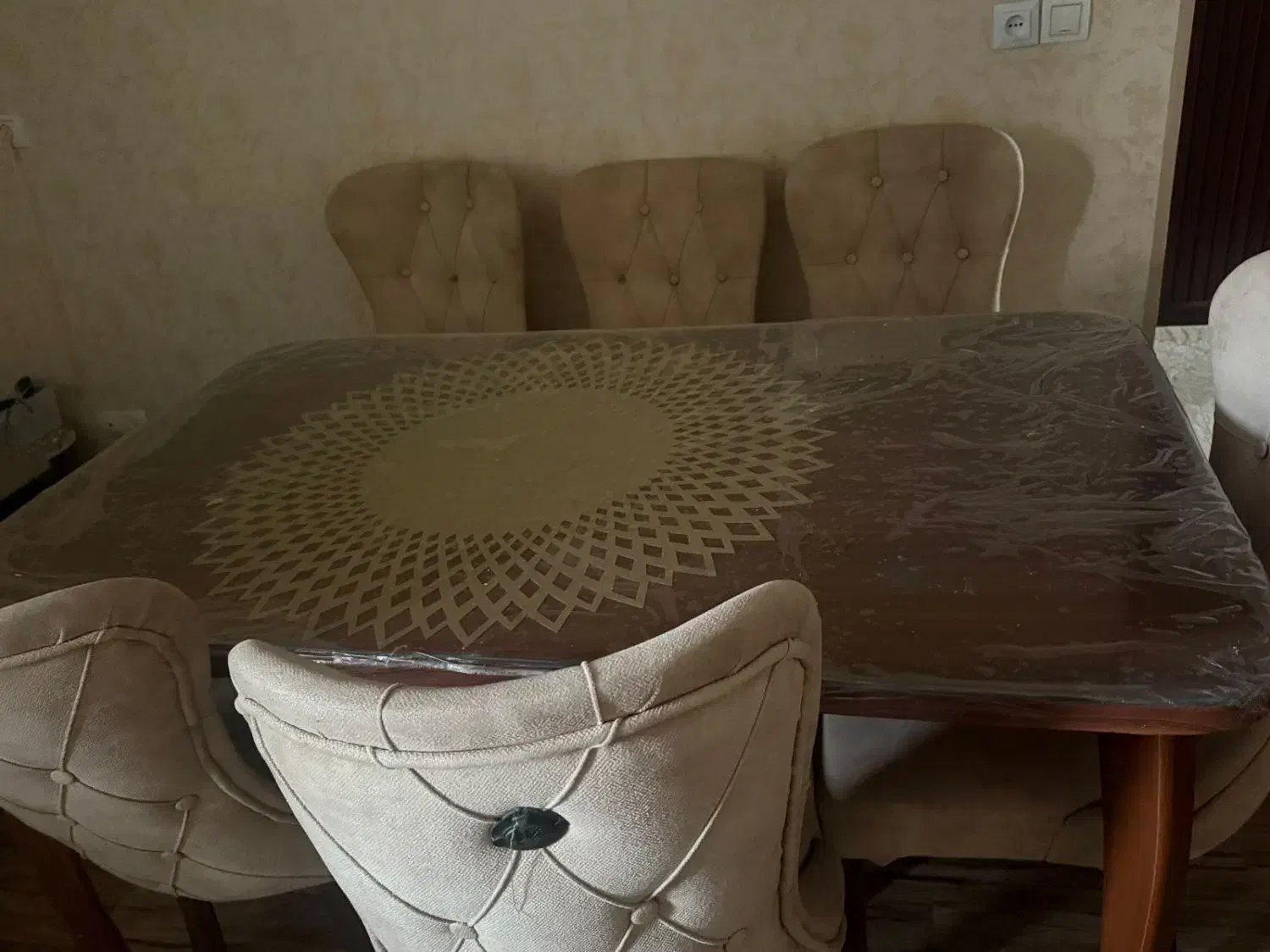 میز ناهارخوری|میز و صندلی غذاخوری|بوشهر, |دیوار