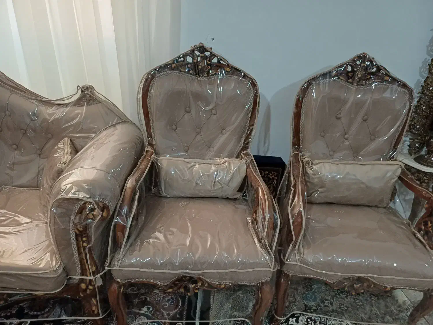 مبل ۹ نفر نو باکاور روش ۶۰ میلیون|مبلمان خانگی و میز عسلی|خرمدره, |دیوار