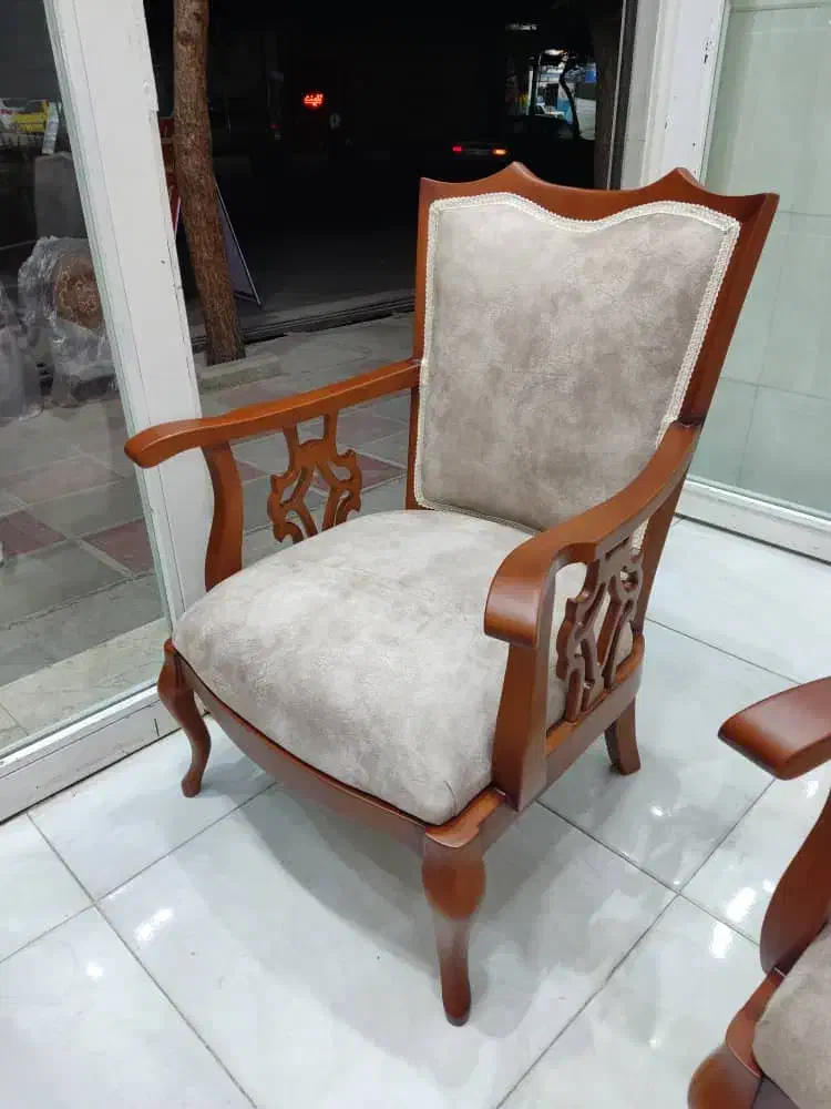 مبلمان کلاسیک چپندر|مبلمان خانگی و میز عسلی|قم, دروازه قلعه|دیوار