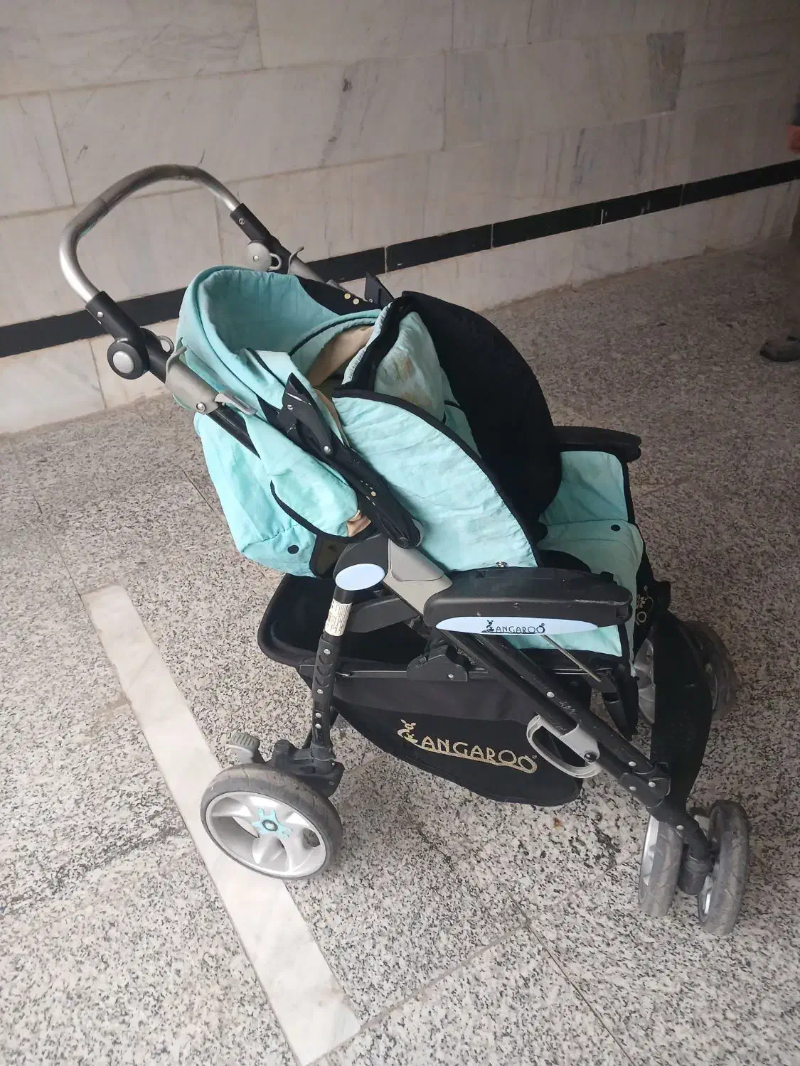 کالسکه بچه|کالسکه و لوازم جانبی|قم, سالاریه|دیوار