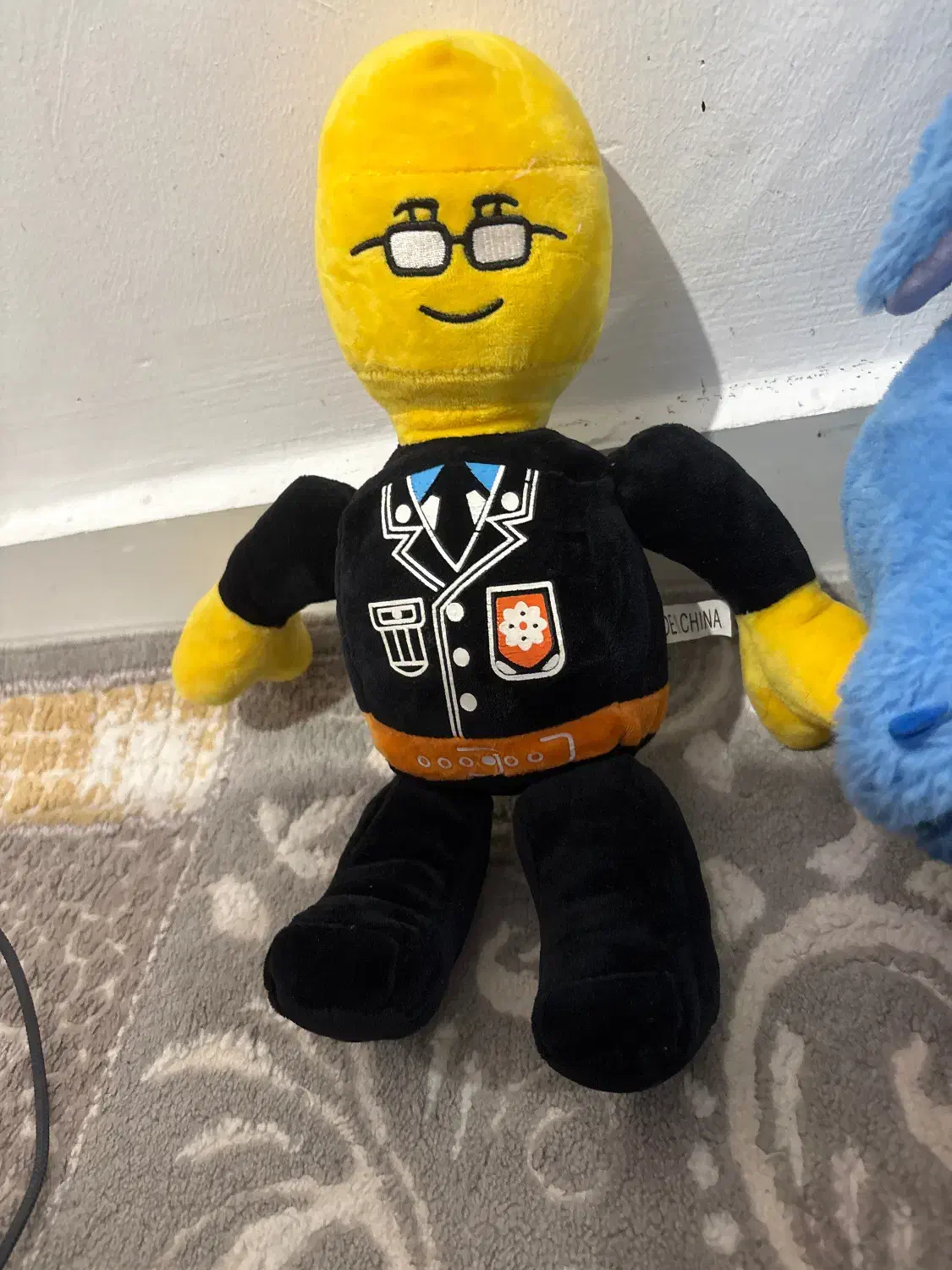 عروسک|اسباب‌بازی بچه|خمام, |دیوار