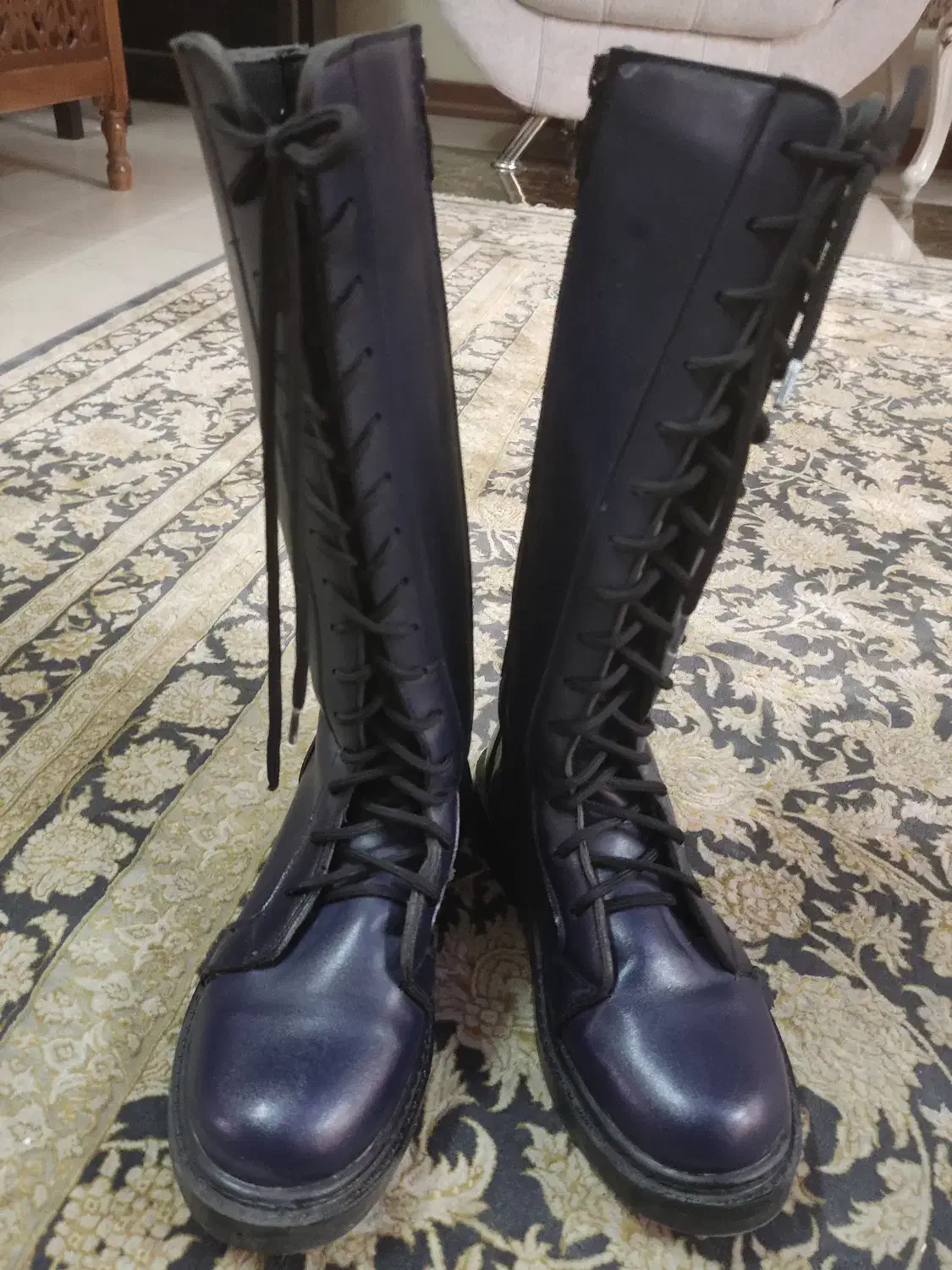 چکمه دخترانه|کفش و لباس بچه|اصفهان, درب کوشک|دیوار