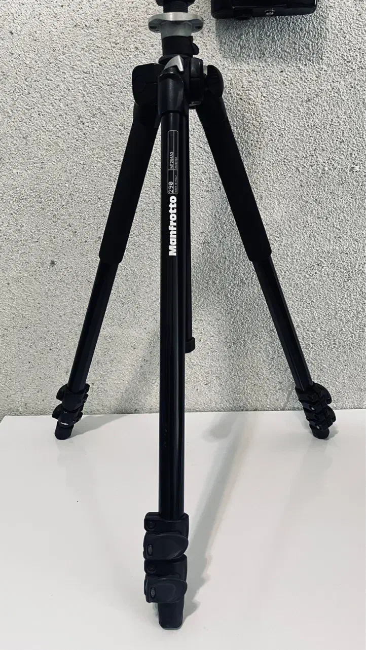 سه پایه منفوروتو|دوربین عکاسی و فیلمبرداری|تهران, نارمک|دیوار